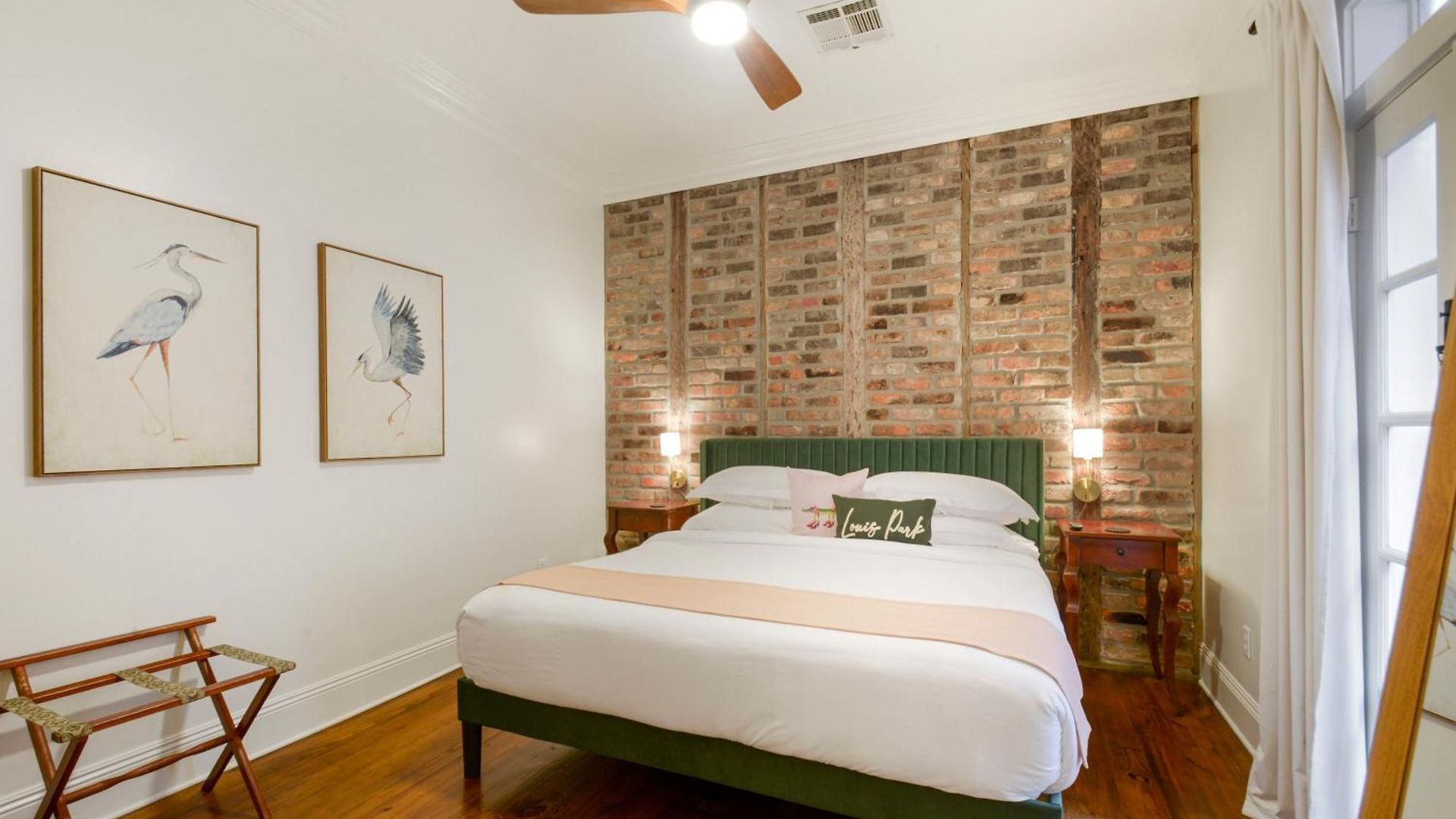 Hotel Louis Park