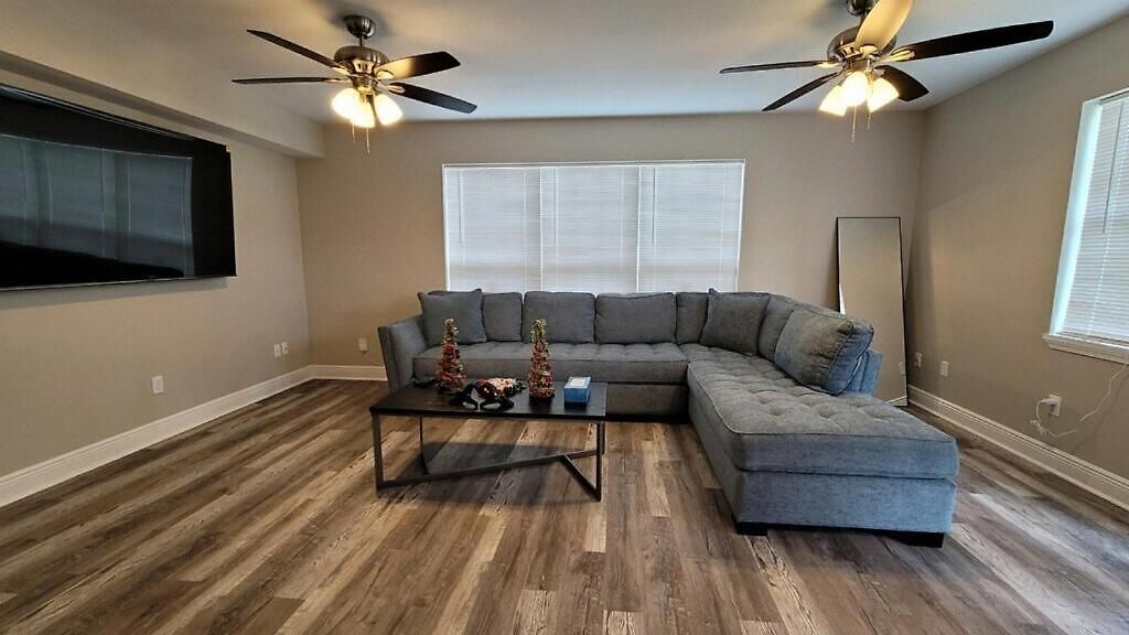 Lakeview Townhome W King Bed & Game