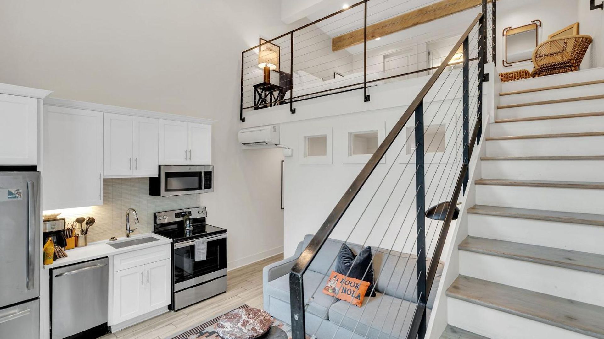 Marigny Retreat Near French Quarter Holiday home