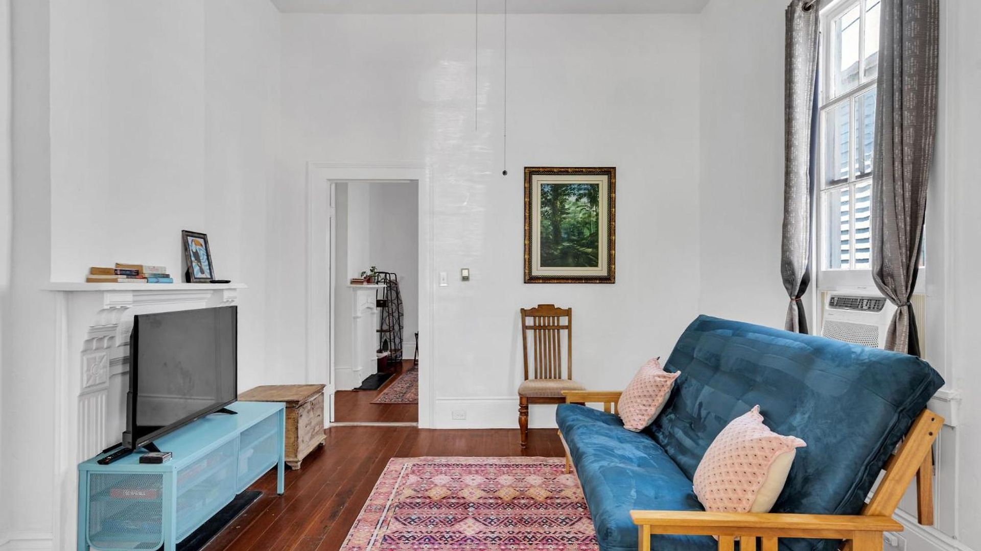 Entire Bywater Great Location Apartment *