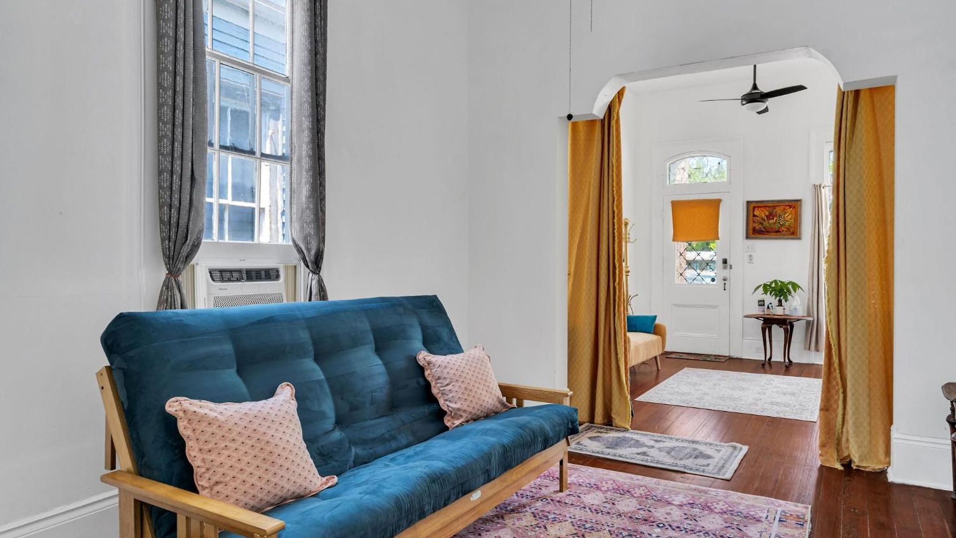Entire Bywater Great Location Apartment New Orleans