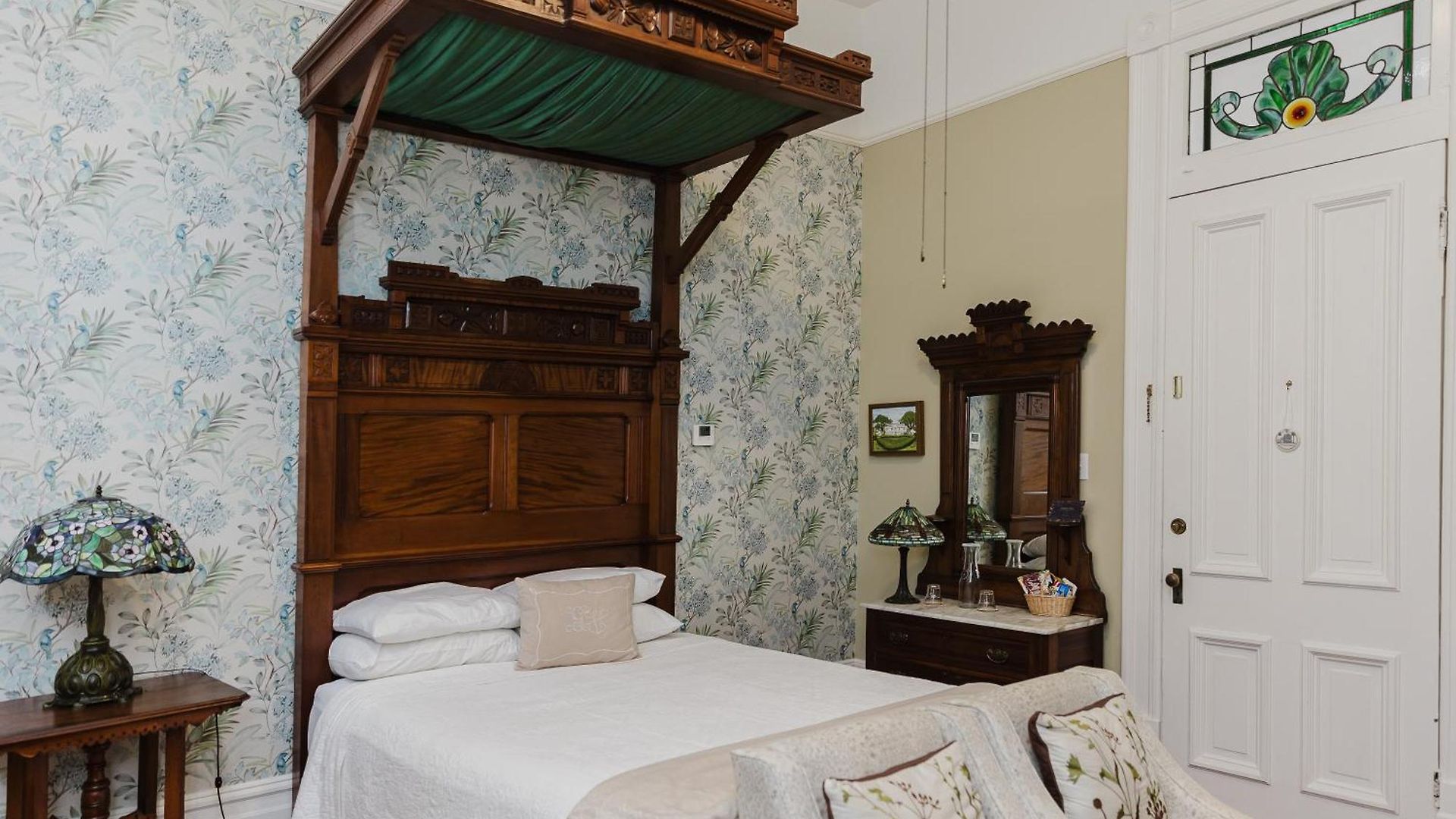 Grand Victorian New Orleans