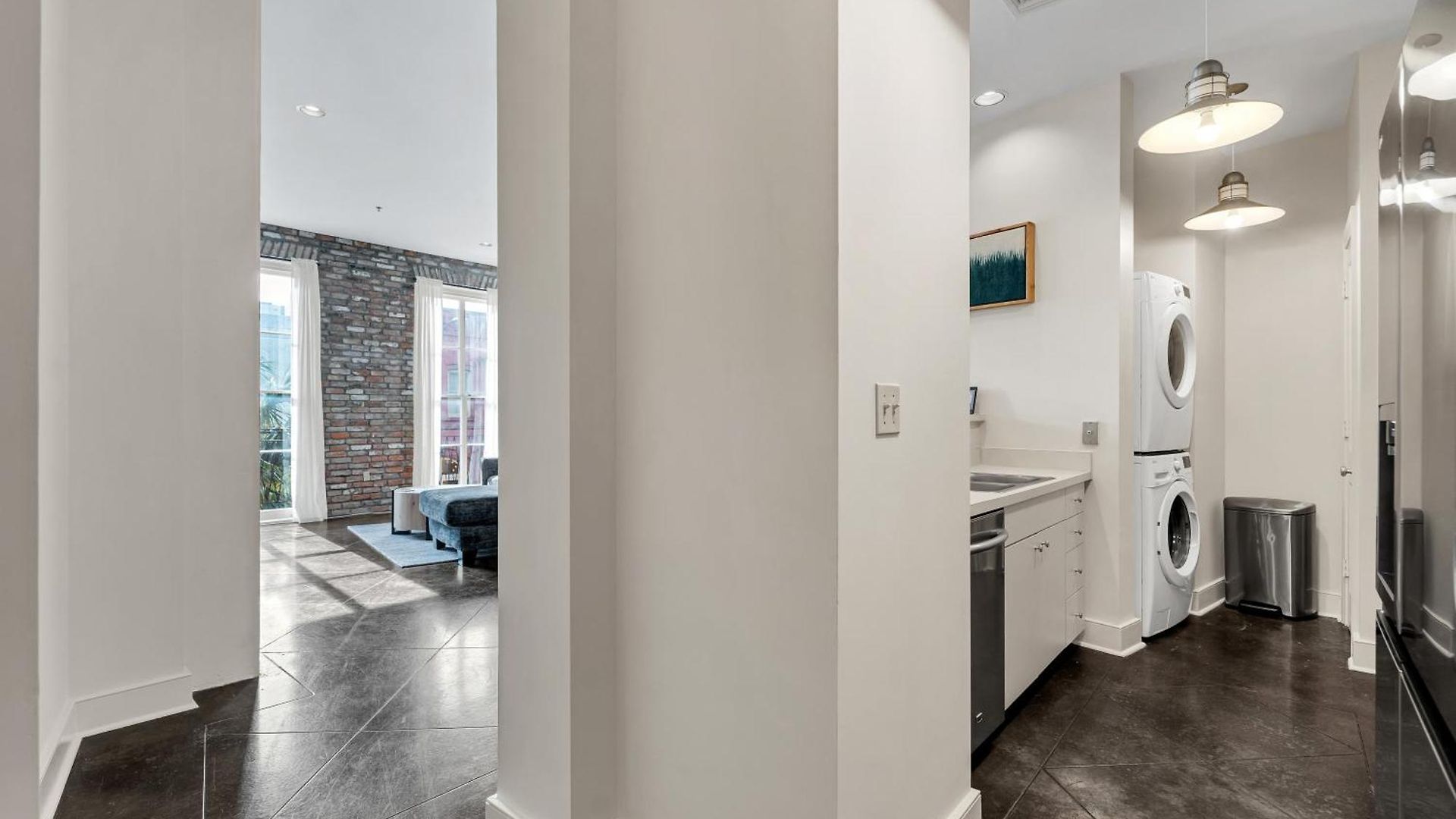 Apartment Brick & Beam Retreat Near Nola Attractions