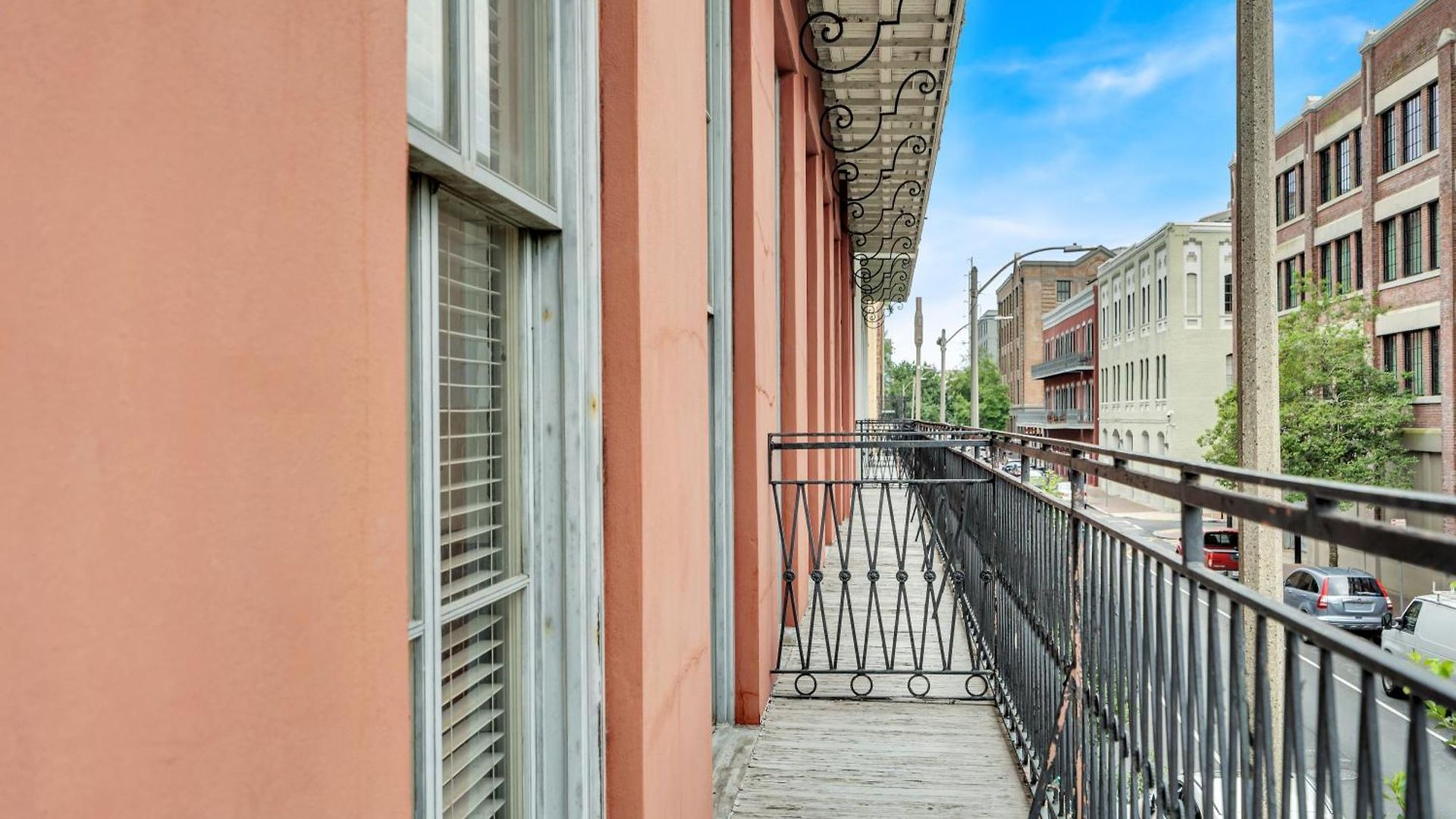 Brick & Beam Retreat Near Nola Attractions New Orleans