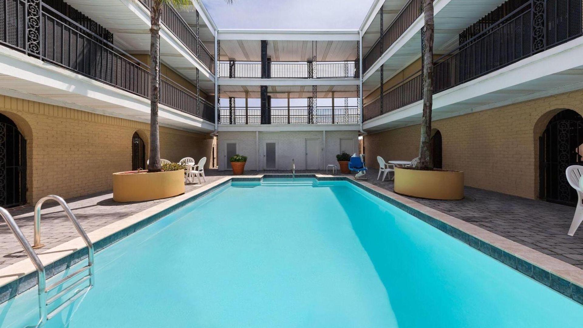 Hotel Super 8 By Wyndham