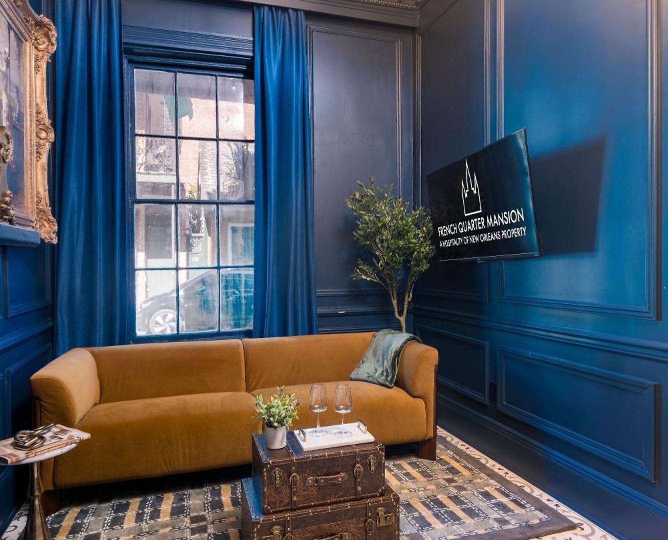 French Quarter Mansion Hotel
