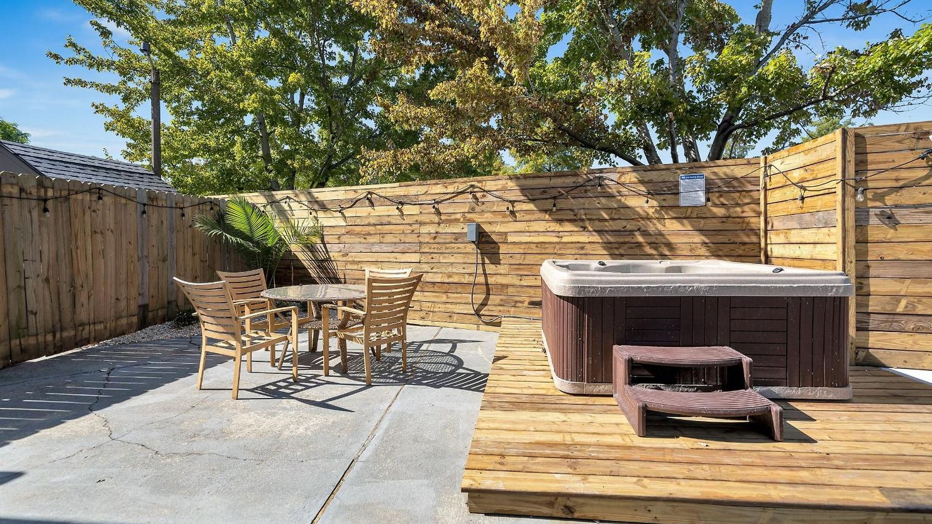 Hotel Sleeps 24-spacious Near Fq W Pool New Orleans