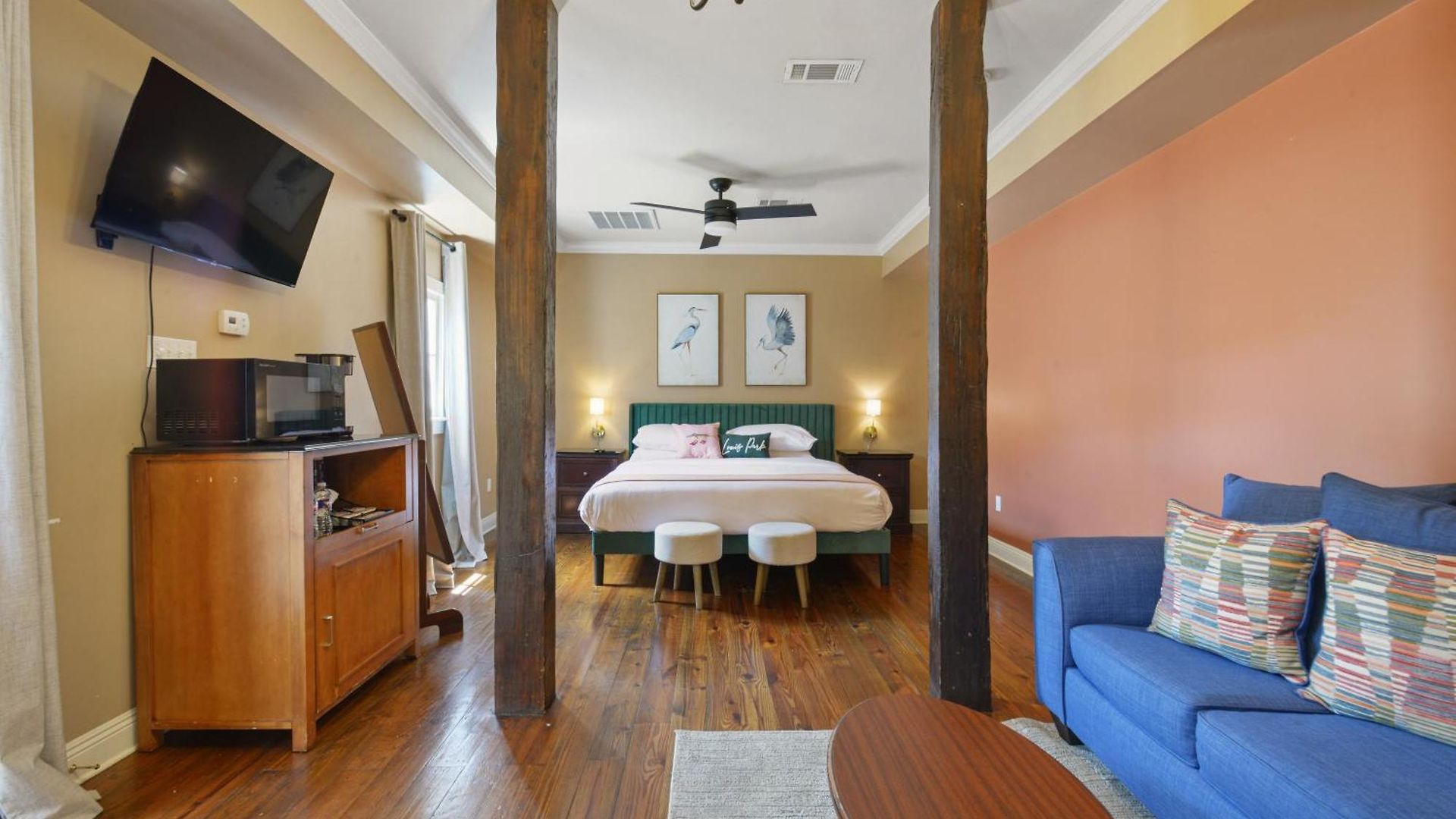 Louis Park Hotel