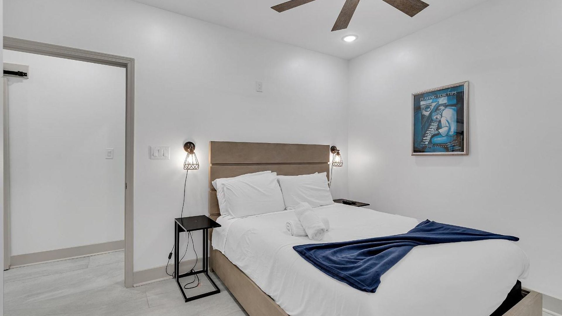 Hotel Sleeps 24-spacious Near Fq W Pool New Orleans
