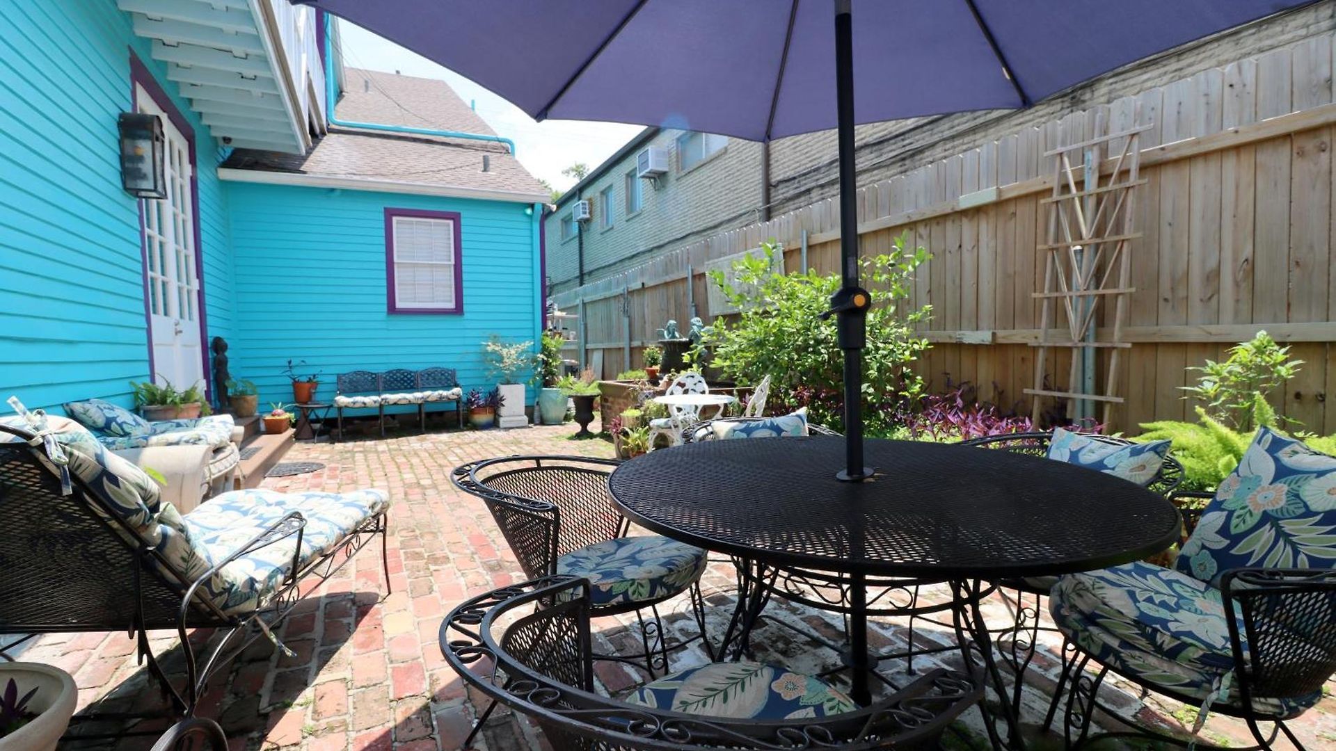 R&b - Award Winning (adults Only) Bed & Breakfast