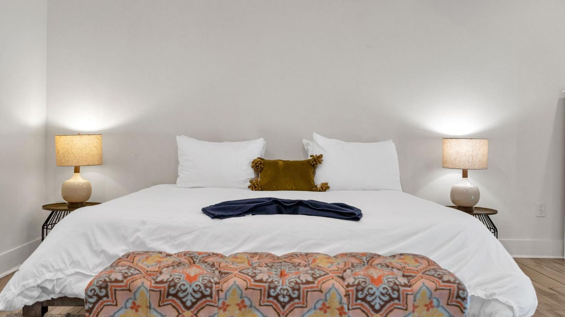 Chic Getaway Across From French Quarter