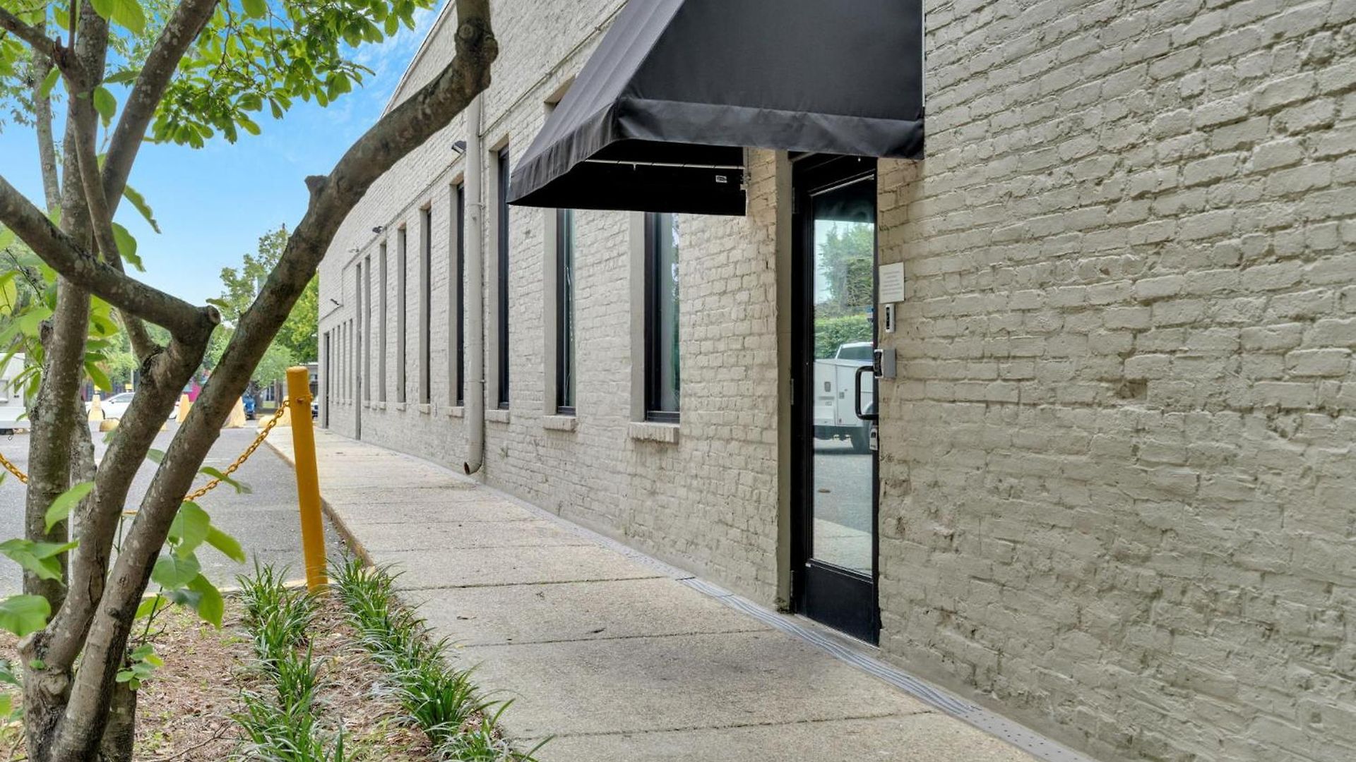 Chic Getaway Across From French Quarter Holiday home New Orleans