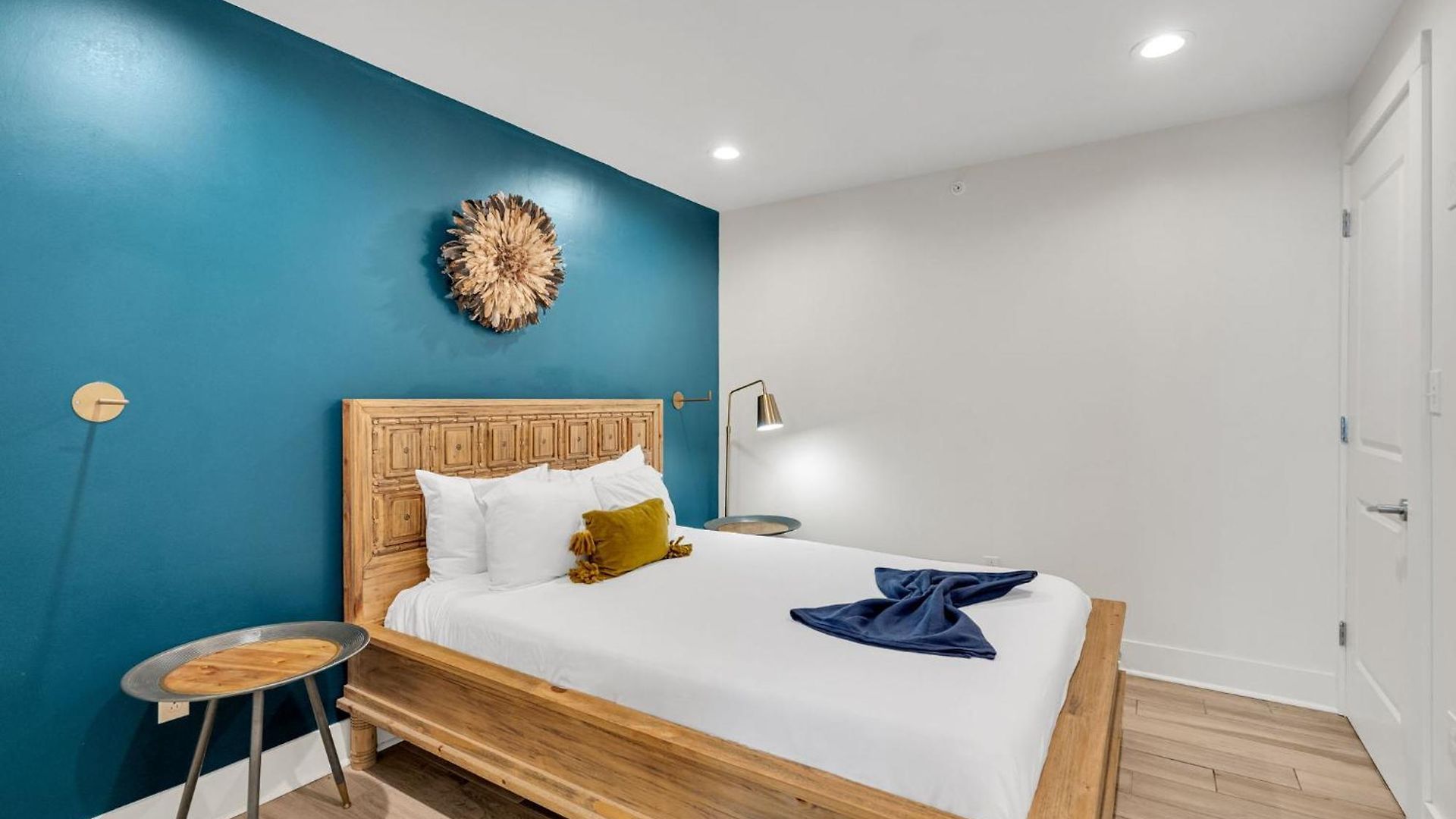Chic Getaway Across From French Quarter New Orleans