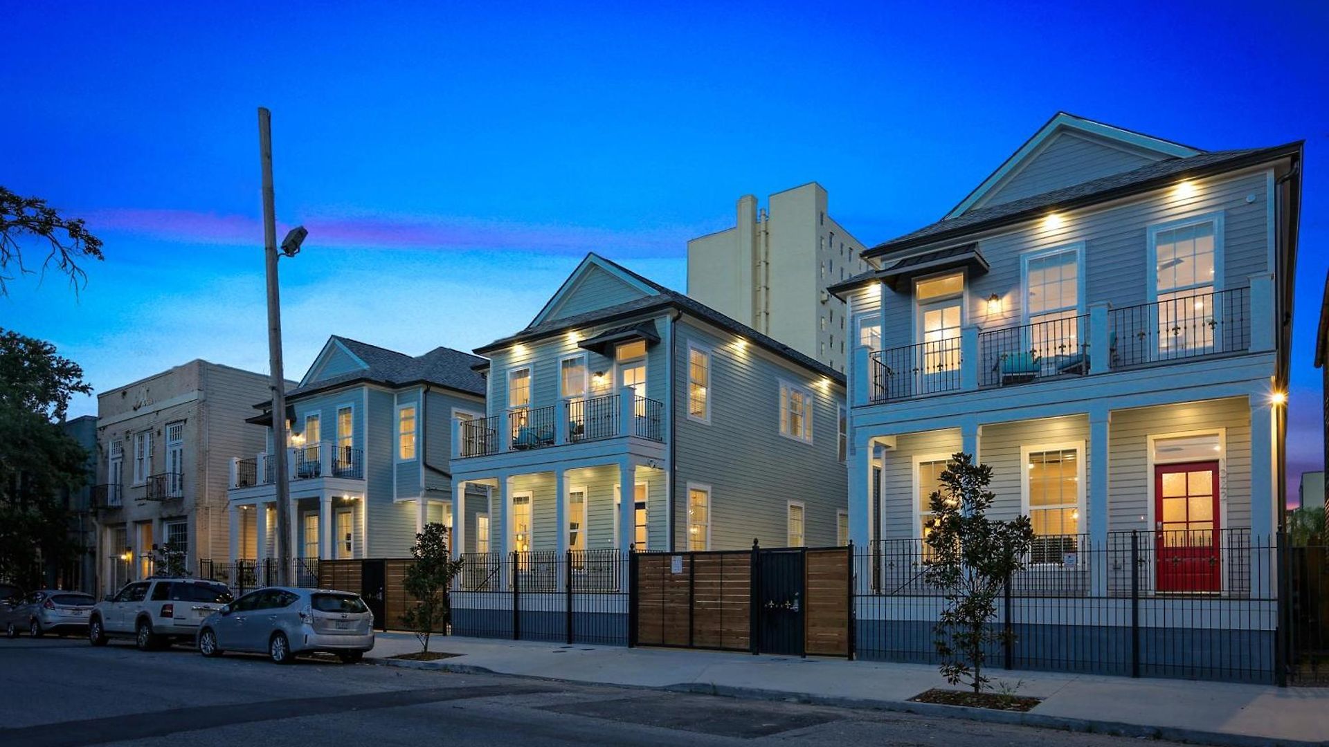 Hosteeva Stunning 4 Bedroom W Pool Steps To St Charles Ave *