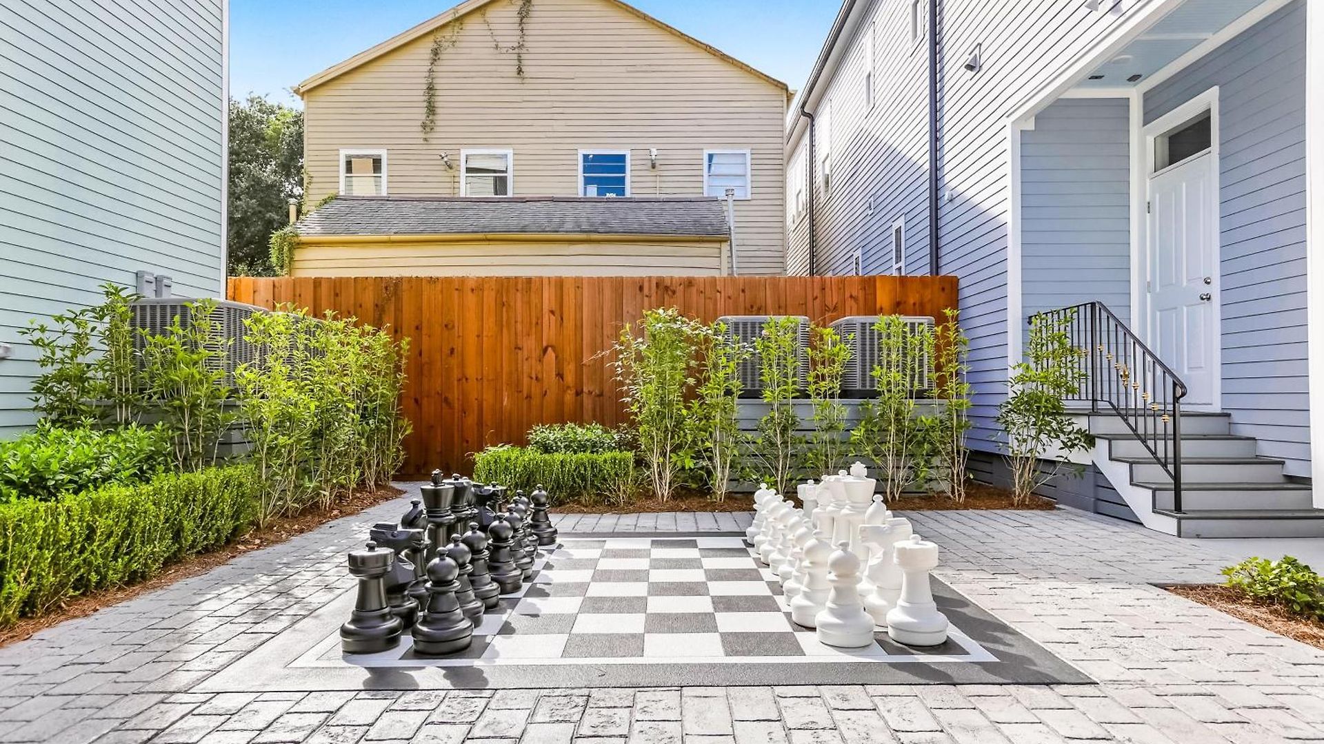 Hosteeva Stunning 4 Bedroom W Pool Steps To St Charles Ave New Orleans