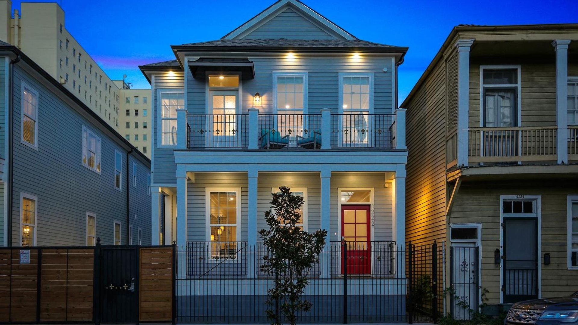 Hosteeva Stunning 4 Bedroom W Pool Steps To St Charles Ave *