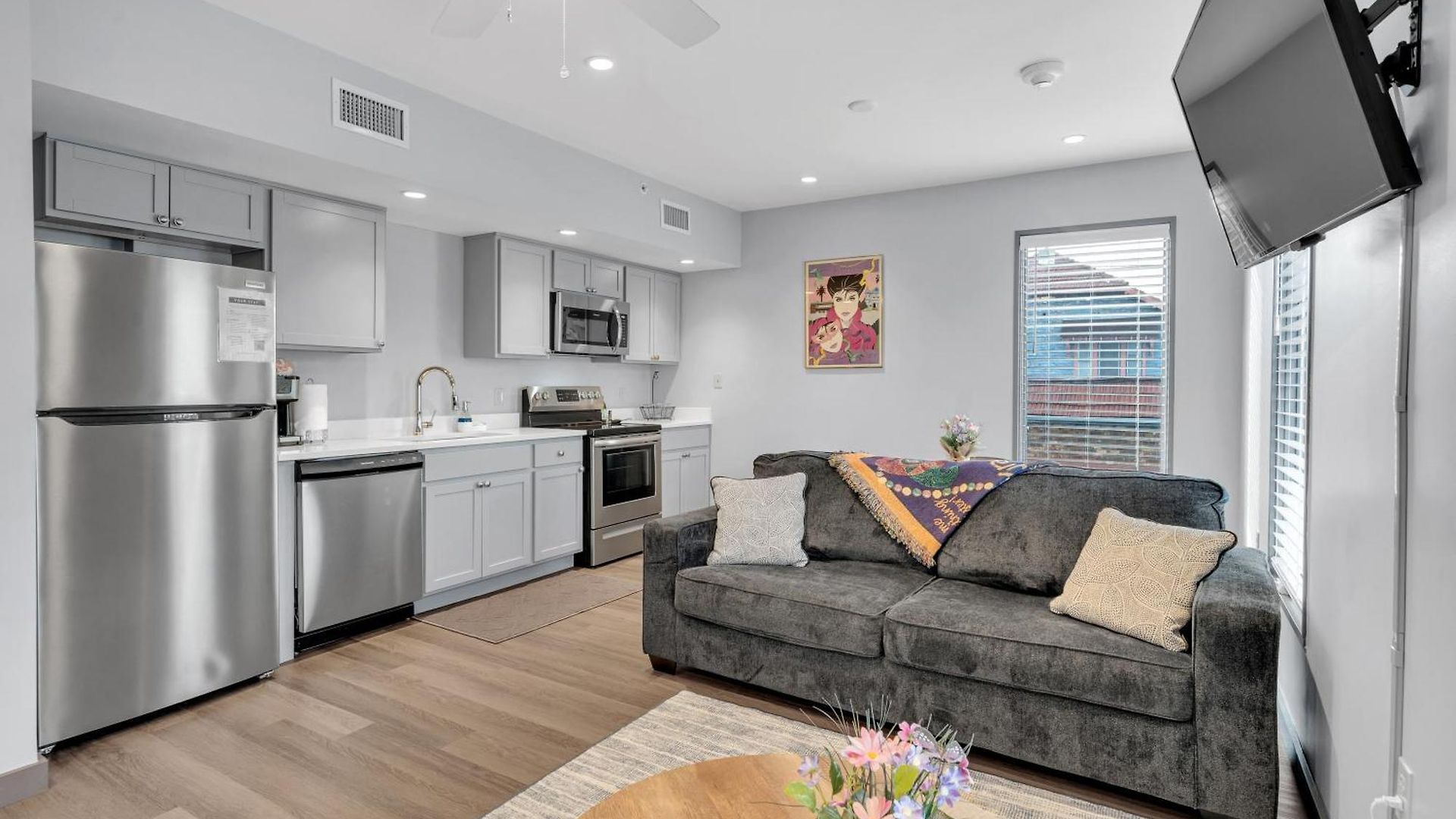Apartment Bywater At 4200 St Claude Avenue New Orleans