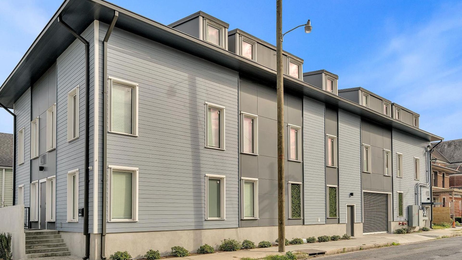 Bywater At 4200 St Claude Avenue