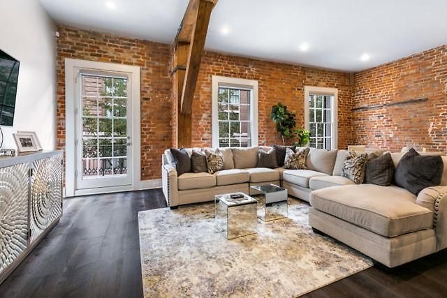 Luxury - The Oak New Orleans