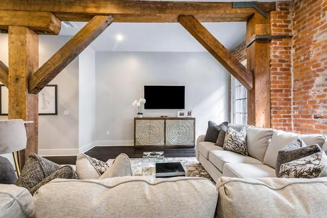 Luxury - The Oak *