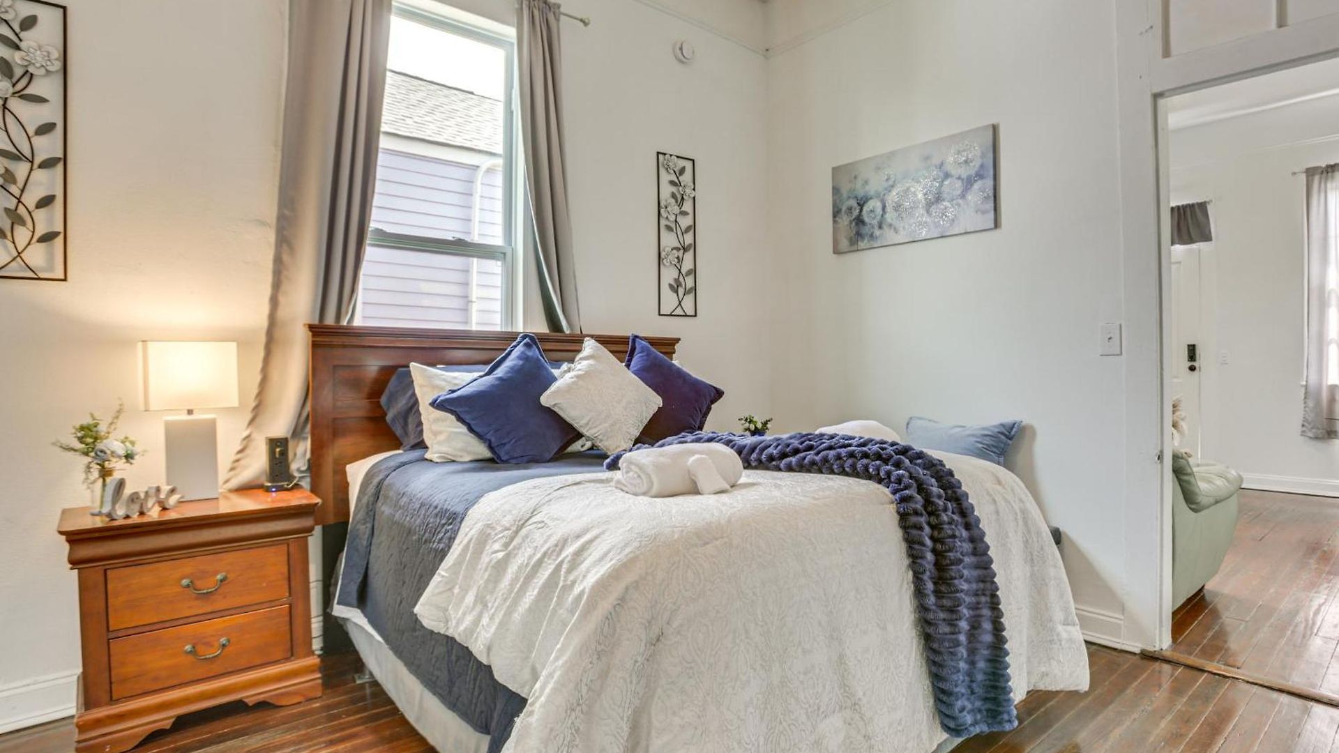 Visit Tulane & Loyola: Walkable Paradise In Nola! *