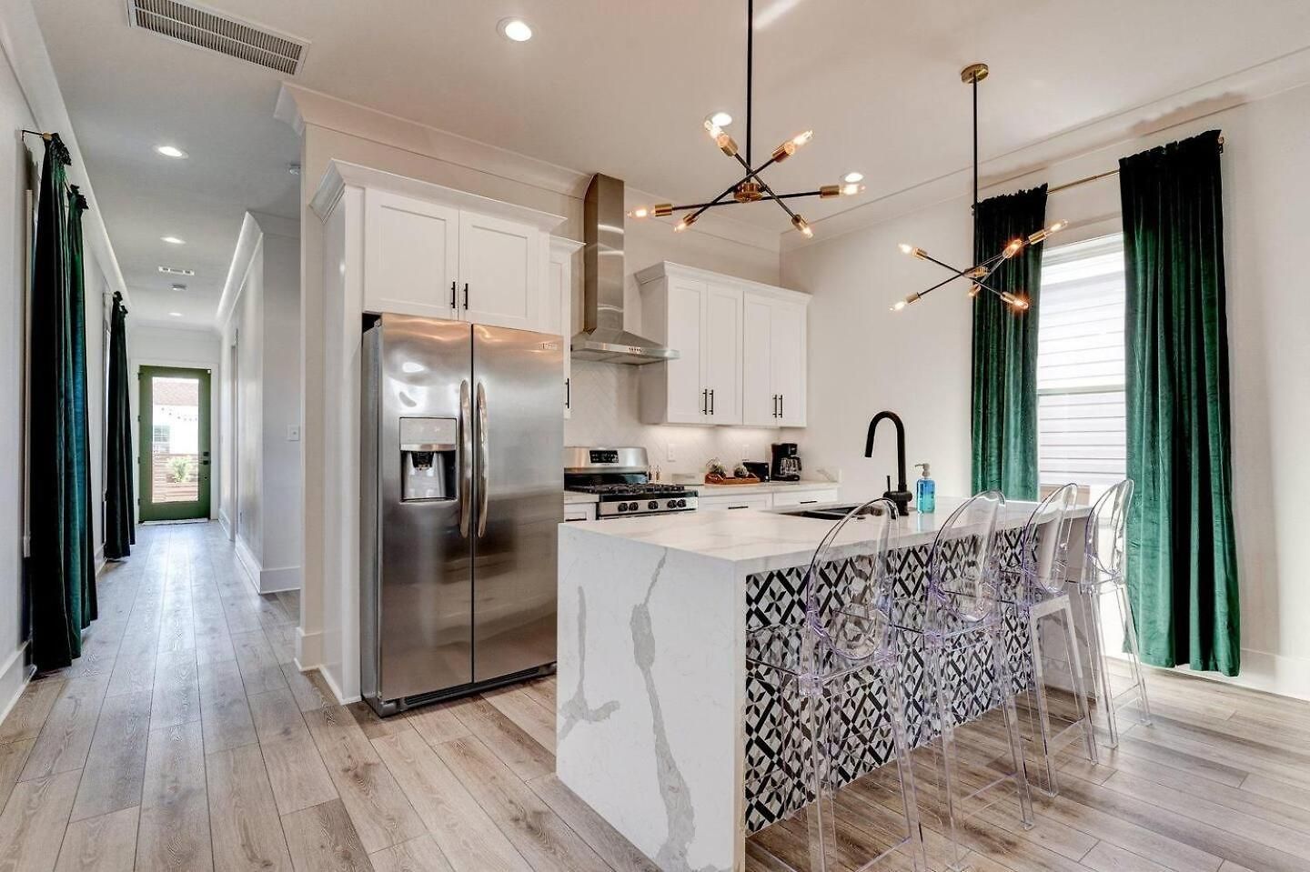 5Br Retreat W Superdome Views & Private Balcony Holiday home *