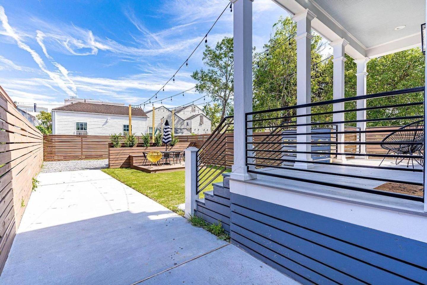 Holiday home 5Br Retreat W Superdome Views & Private Balcony *