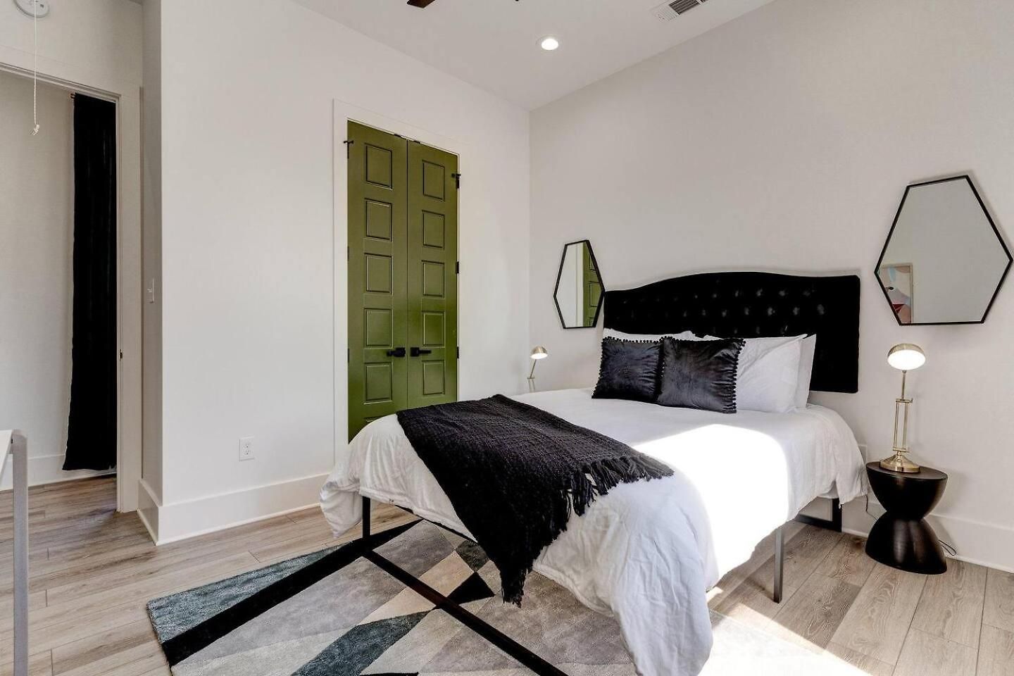 Holiday home 5Br Retreat W Superdome Views & Private Balcony New Orleans