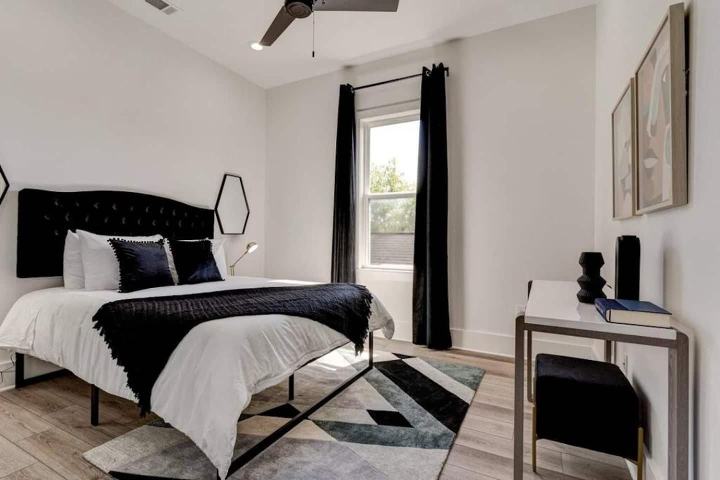 5Br Retreat W Superdome Views & Private Balcony *