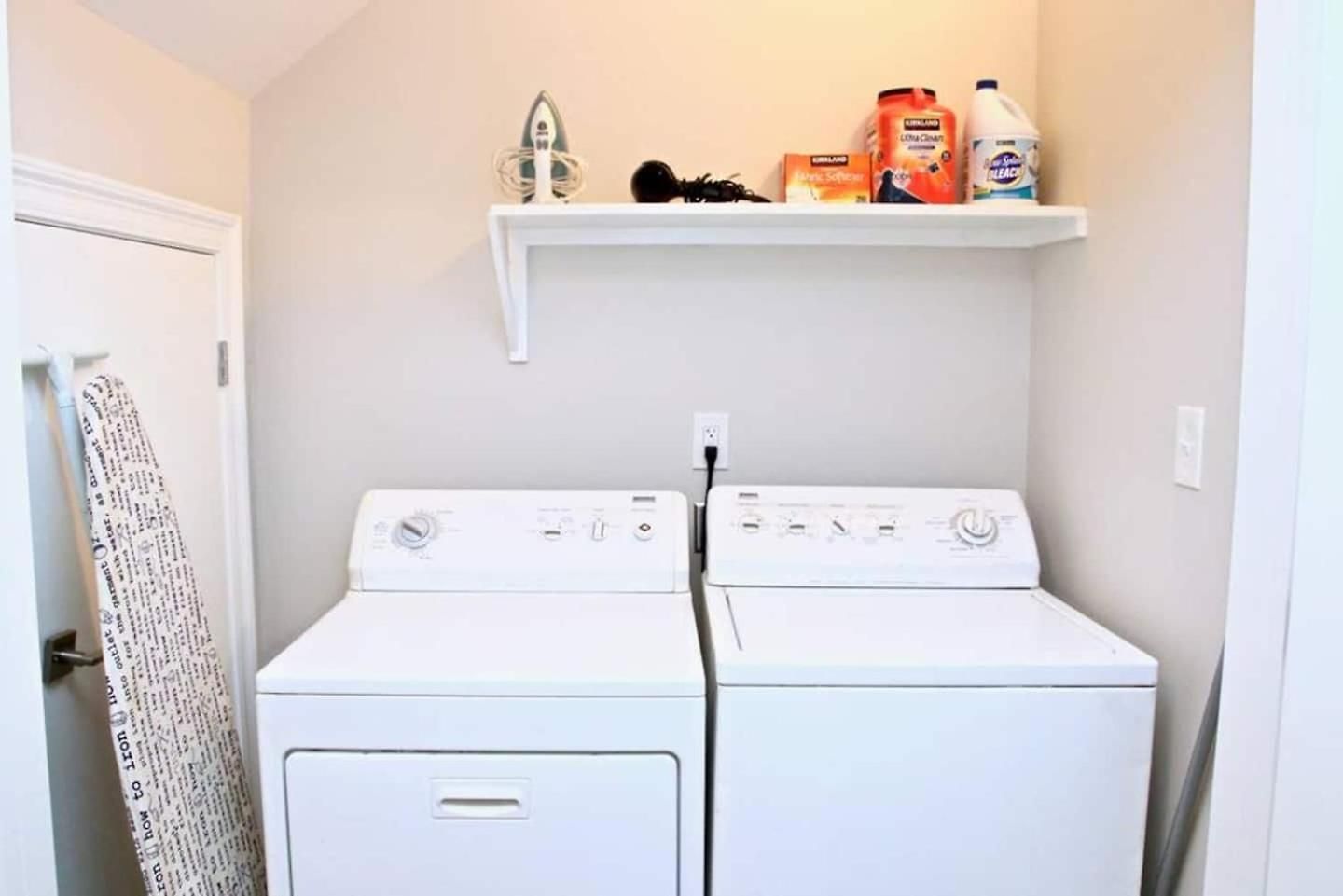 Mid-City Duplex W Workspace & Full Kitchen New Orleans
