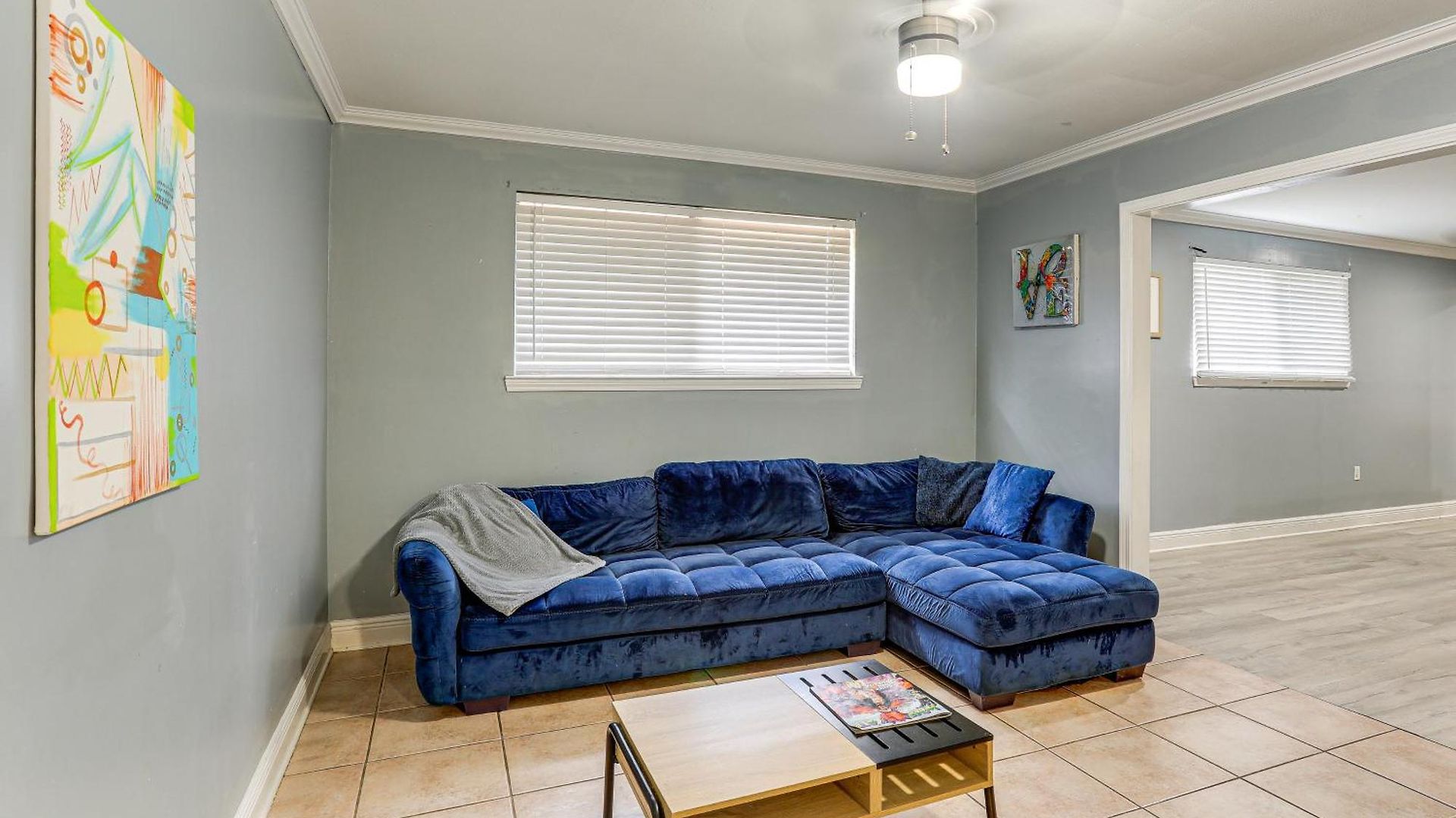 Fenced Backyard: Spacious Home! Holiday home