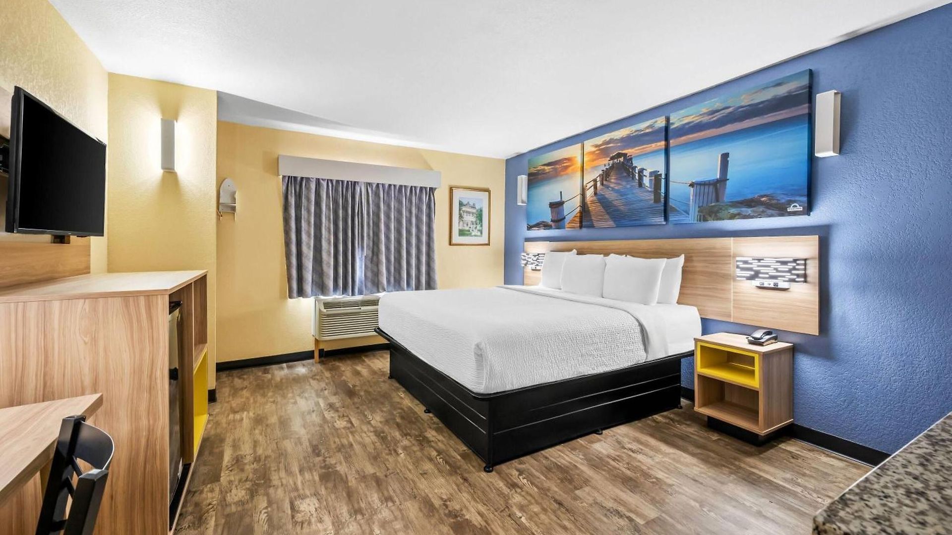 Days By Wyndham Pontchartrain Hotel