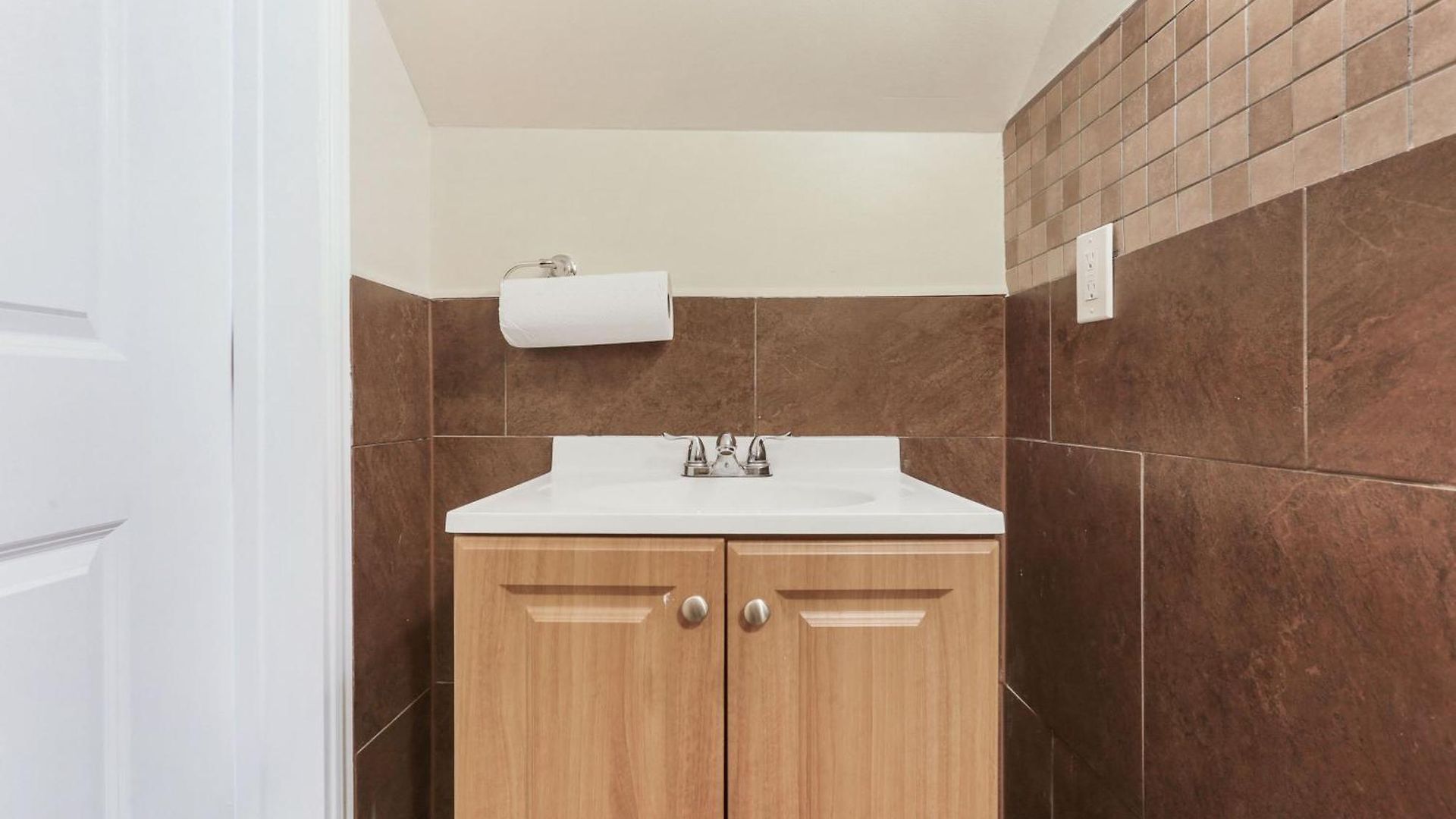 Elegant 4br In Downtown Apartment