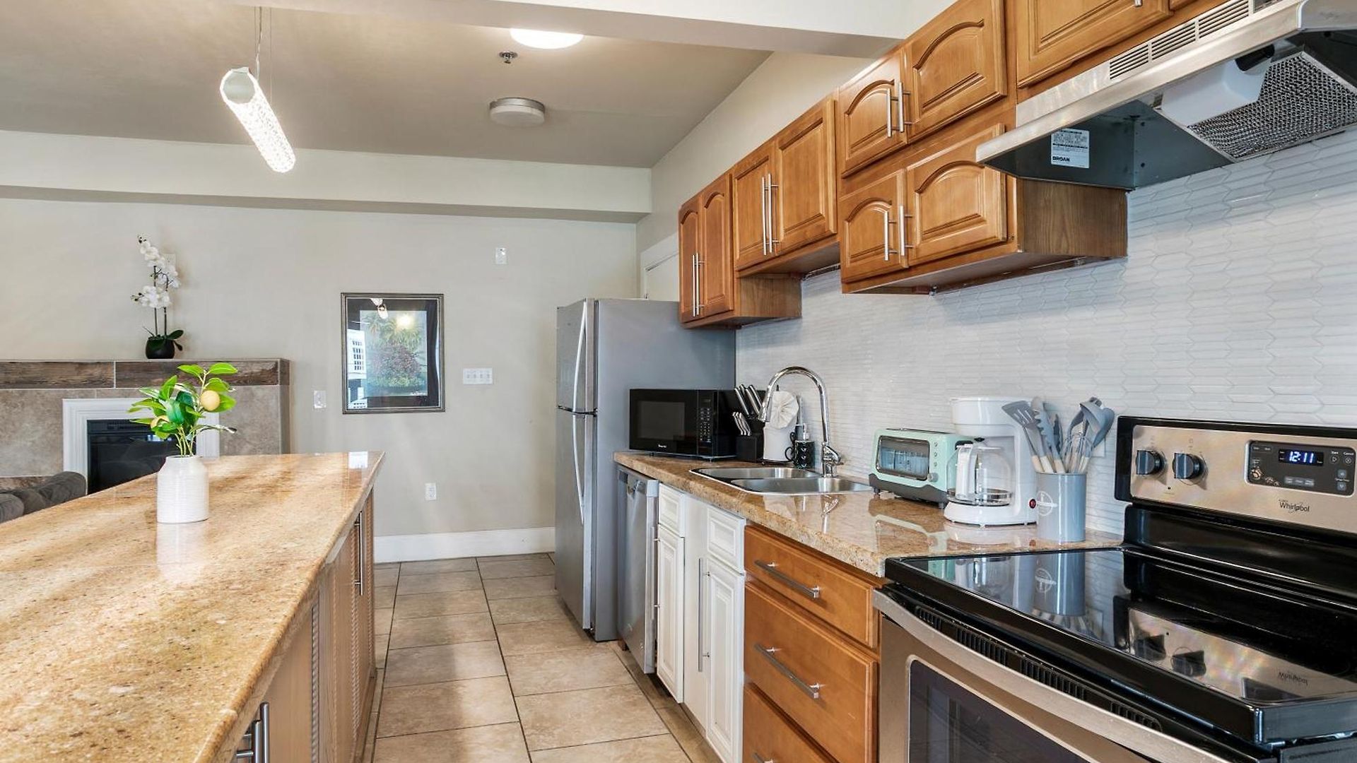 Apartment Fully-furnished 4br Near Fq *