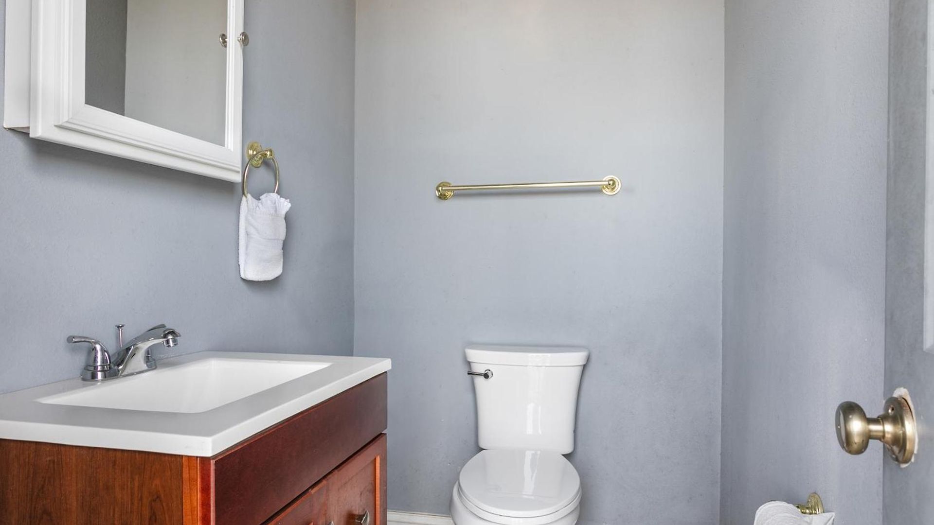 5br Penthouse With Amenities Near Fq Apartment *