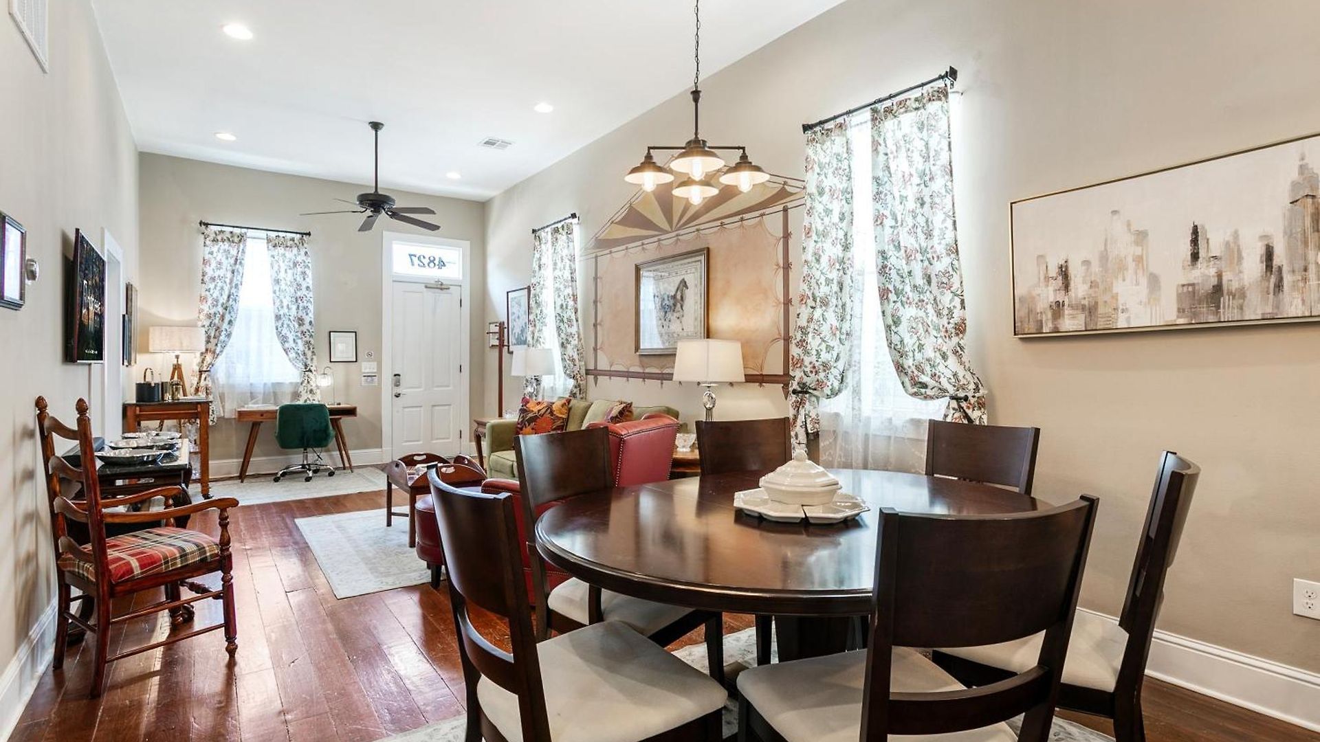 4br Luxury Uptown Retreat W Private Heated Pool Holiday home