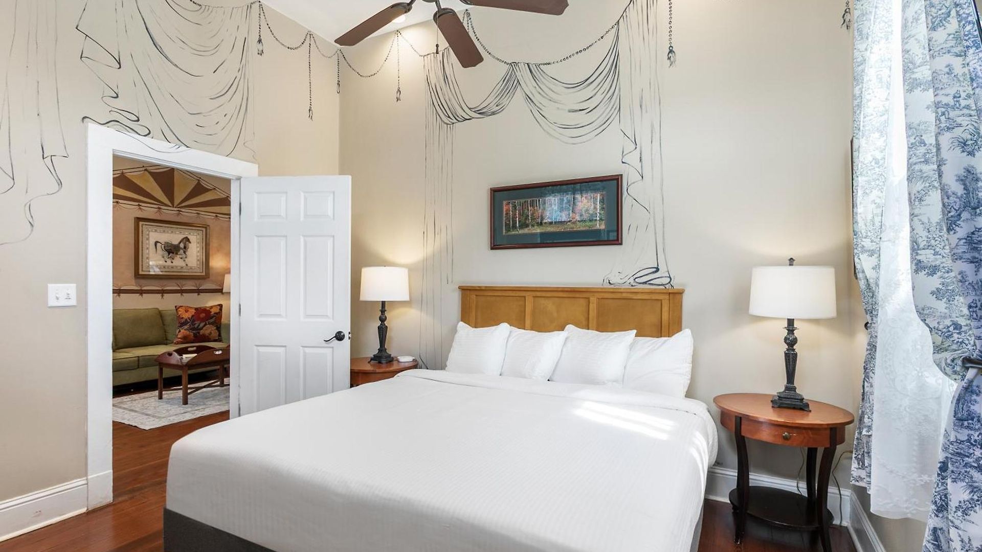 4br Luxury Uptown Retreat W Private Heated Pool Holiday home