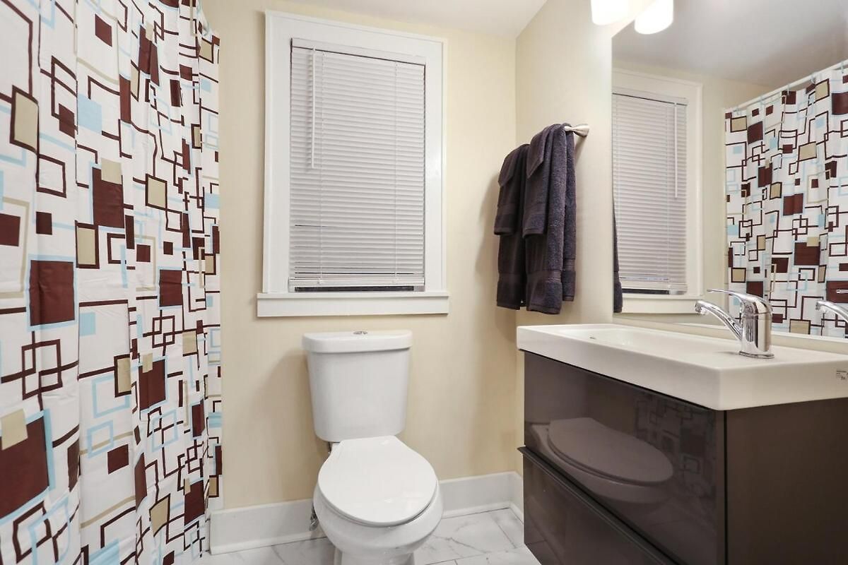 Cute 1bed 1bath 4 Blocks From French Q And Steps To Jazz & Music Venues