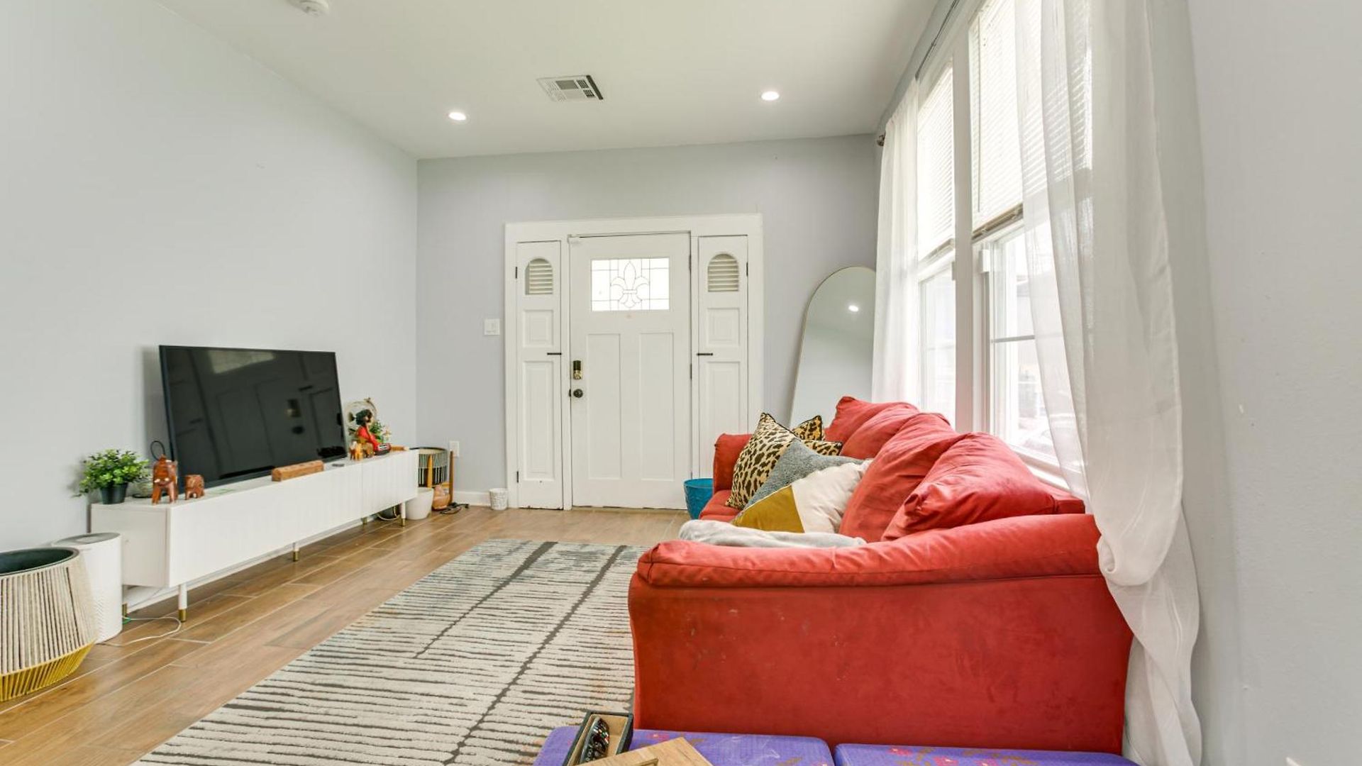 Work & Play: Colorful In Heart Of Nola! Holiday home *