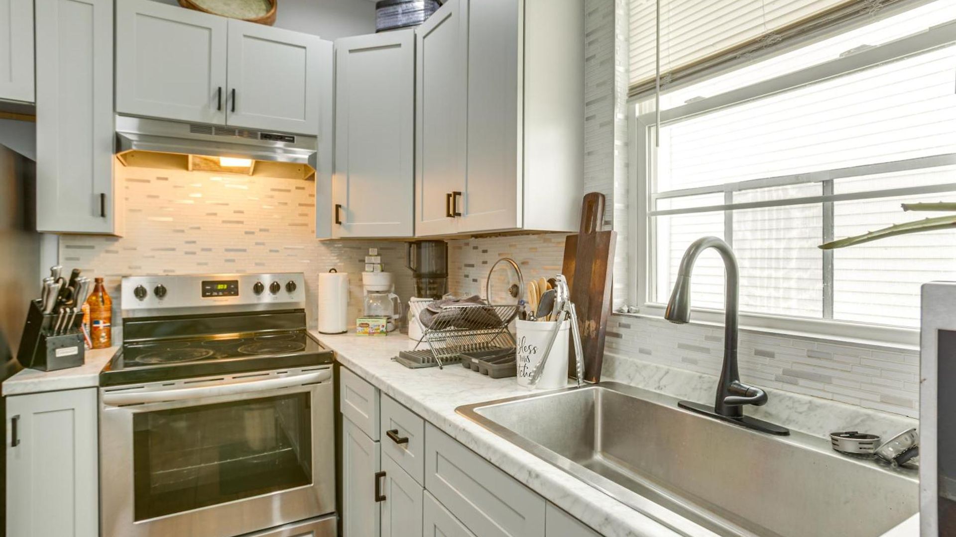 Holiday home Work & Play: Colorful In Heart Of Nola! *