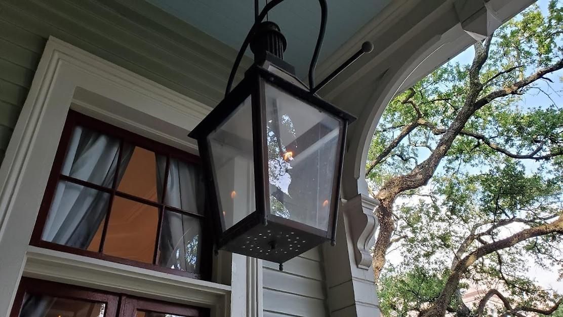 Walker Mansion On St Charles Ave - Unit 5 *