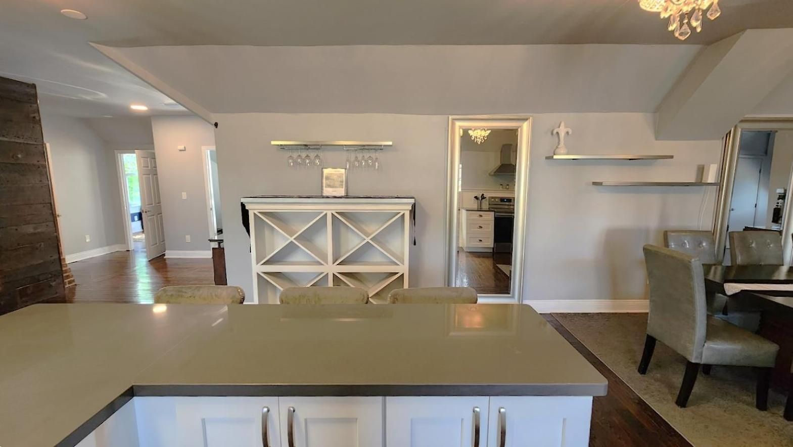 Walker Mansion On St Charles Ave - Unit 6 Apartment