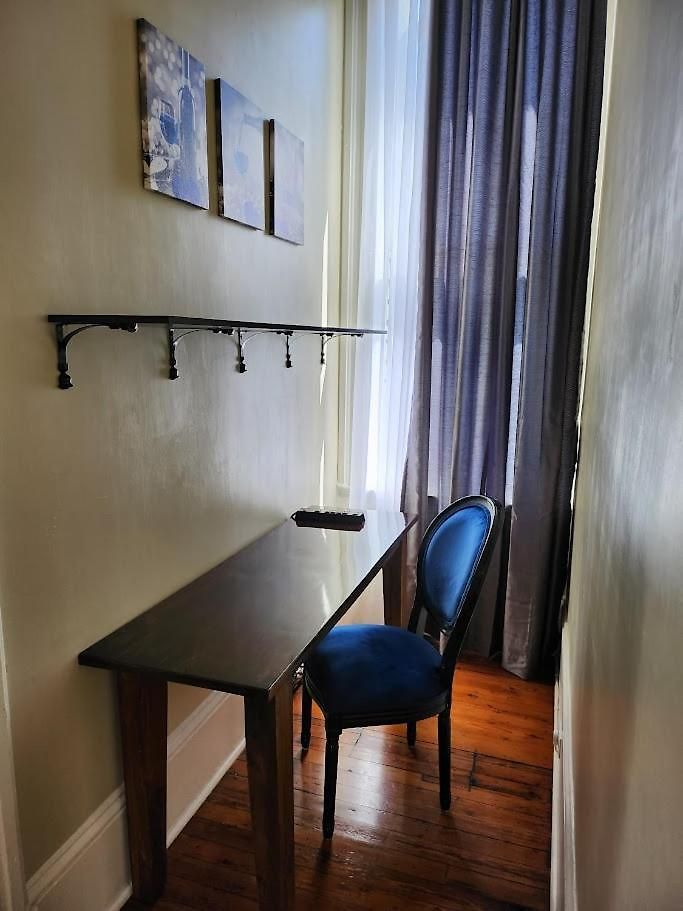 Apartment Walker Mansion On St Charles Ave - Unit 5