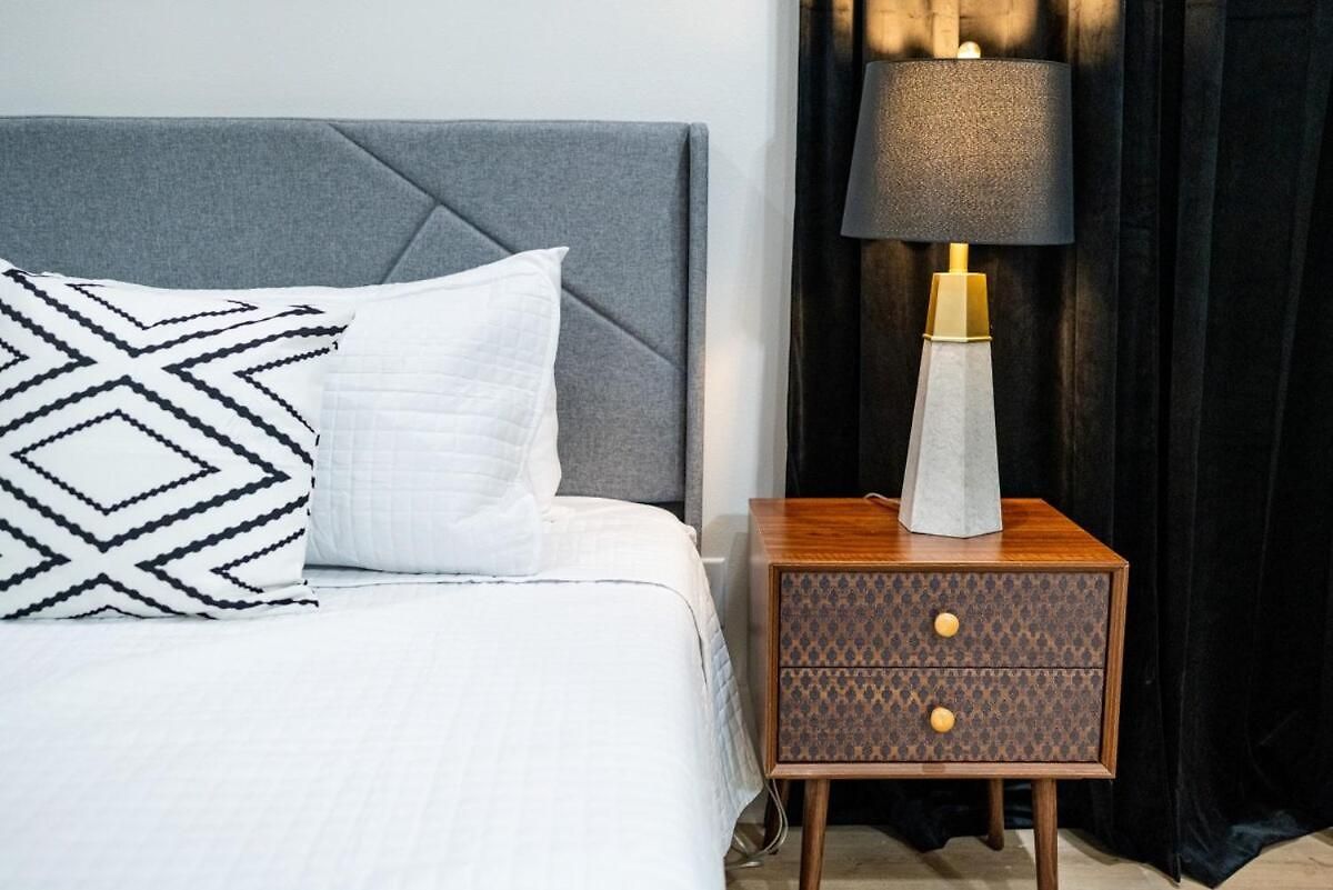 Holiday home Shimmering New Nola Tvs In Bedrooms & Parking
