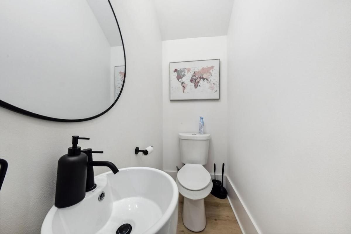 Immaculate Superdome Parking Yard Tvs Ensuite New Orleans