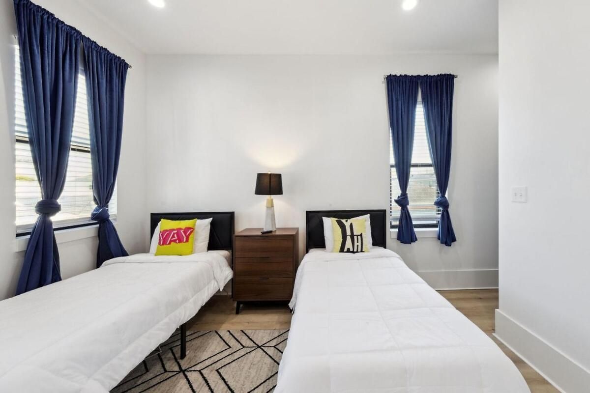 Immaculate Superdome Parking Yard Tvs Ensuite * New Orleans