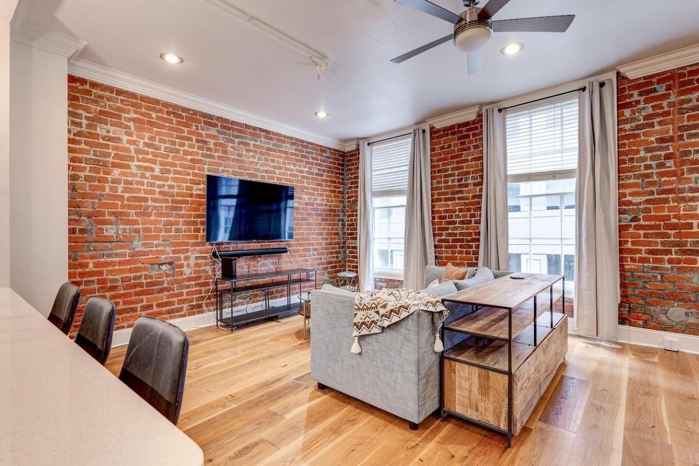 Stylish 2Br Retreat Steps From The Quarter New Orleans