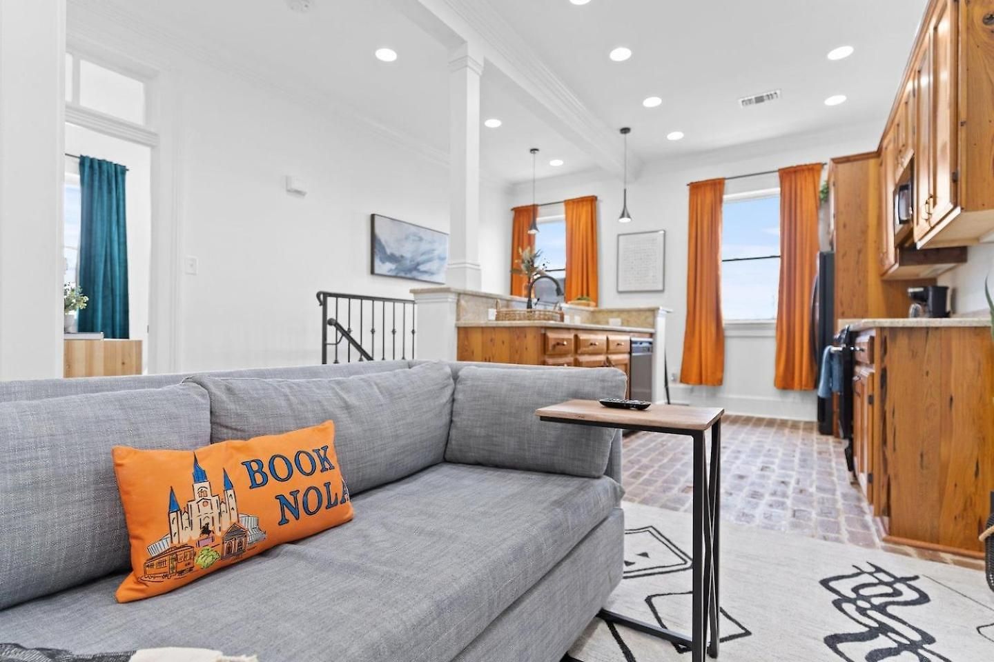 Holiday home 2Br Retreat W Kitchen & Balcony