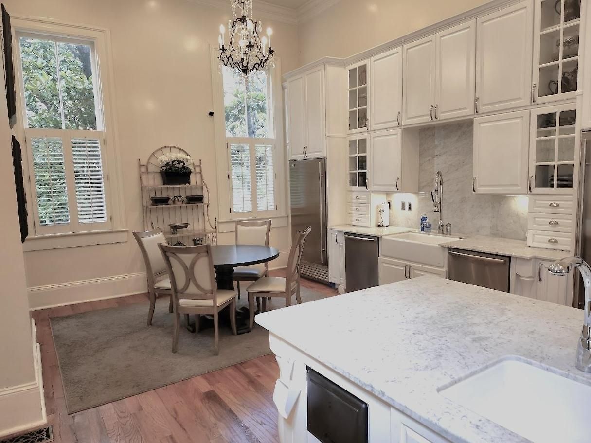Guest house Walker Mansion On St Charles Ave - Unit 3 3*