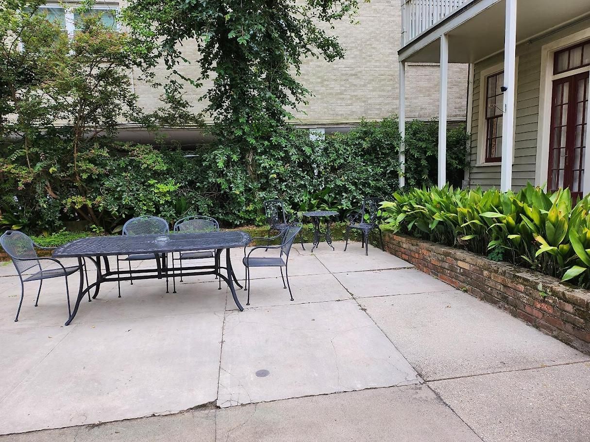 Guest house Walker Mansion On St Charles Ave - Unit 3 3*